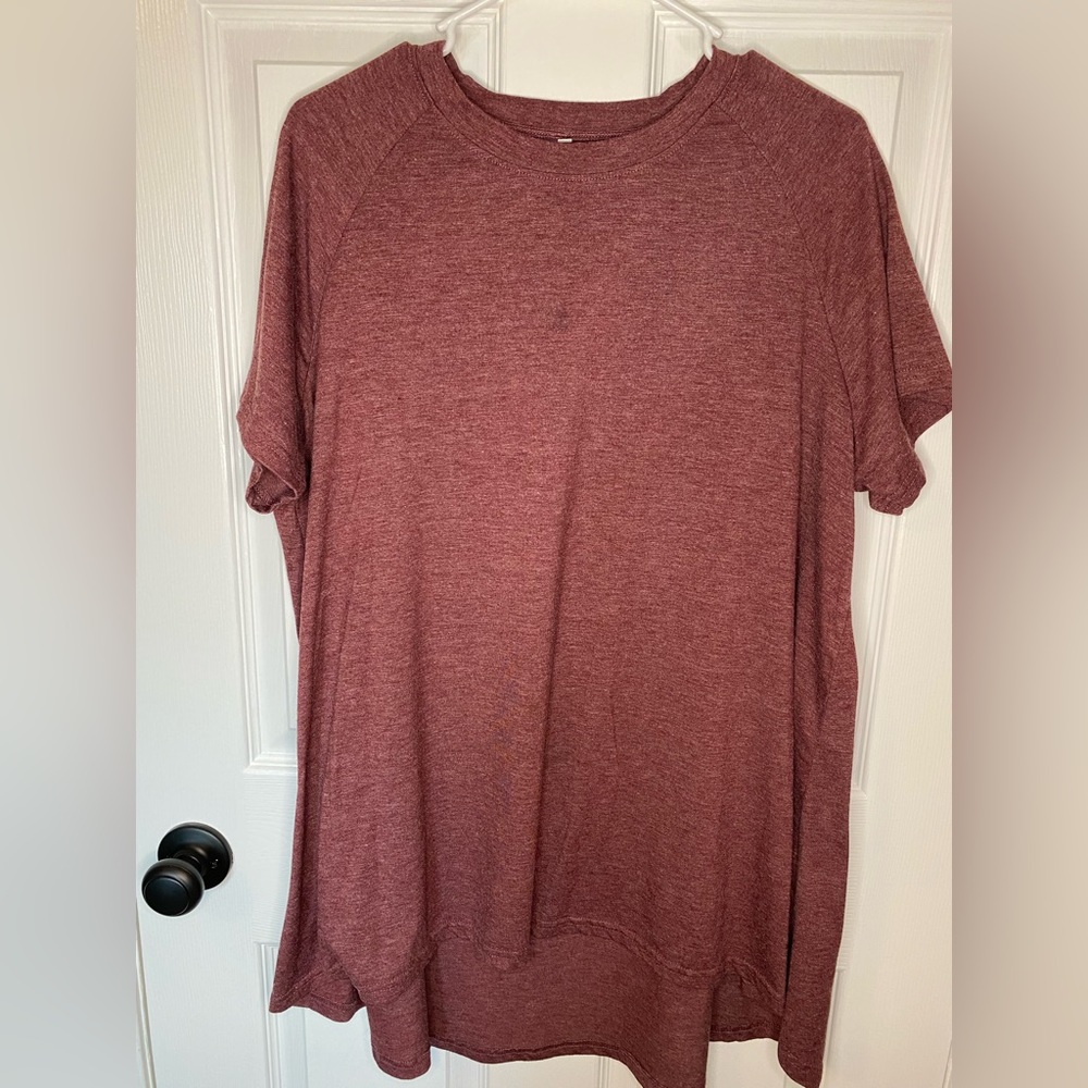 2/$10  Woman’s Oversized Maroon Tunic XXL